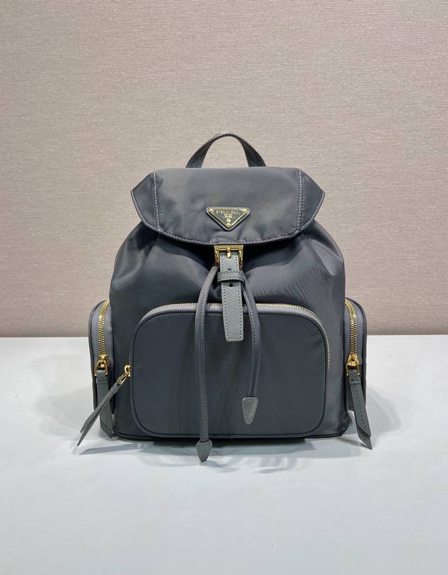 New Arrival 1Bz081 Backpack This backpack is made of imported nylon fabric. It f