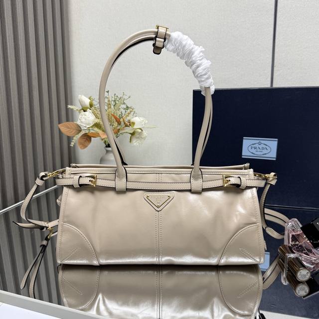 Top-quality original small 1Ba426 Lussolf oil-waxed leather handbag/crossbody ba