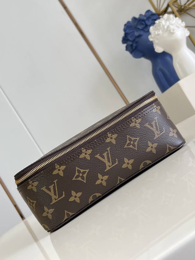 Factory Price P Top-Tier Original M43689 Monogram Canvas Packing Cube Medium Pou