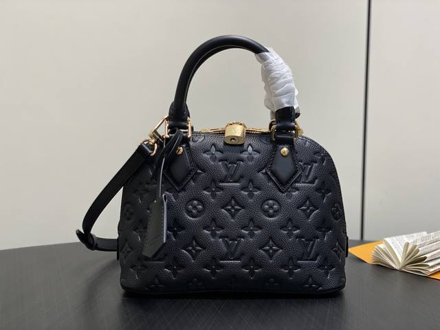 Factory Price P Top-Tier Original M26489 Black Full Leather Embossed Shell Bag A