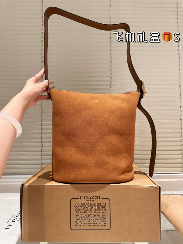 Original quality suede Coach Bleecker handbag. The Coach Bleecker handbag is mad