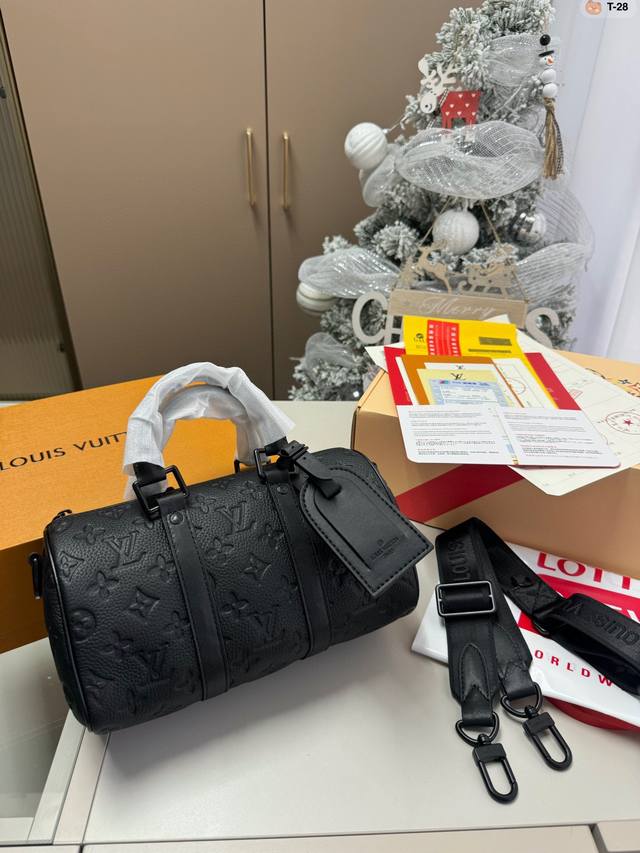 Chip version Lv Keepall pillow bag Perfect Keepall25 Black Warrior Boyfriend's b