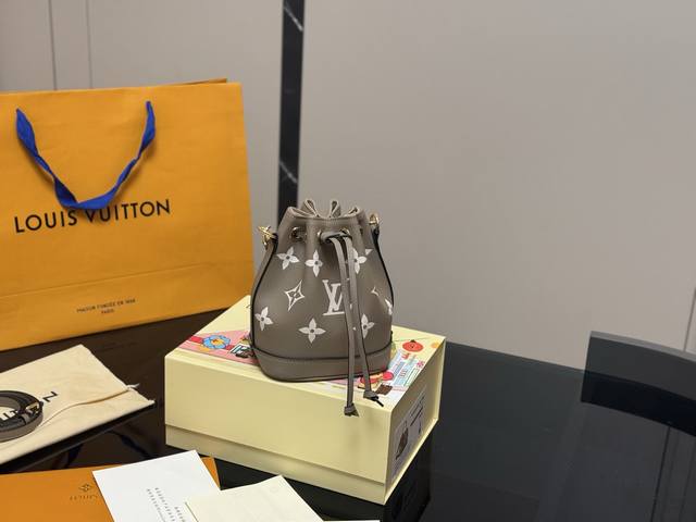 Comes with a folding box. Size: 13*16cm. New LV Nano Bucket Bag, just restocked!