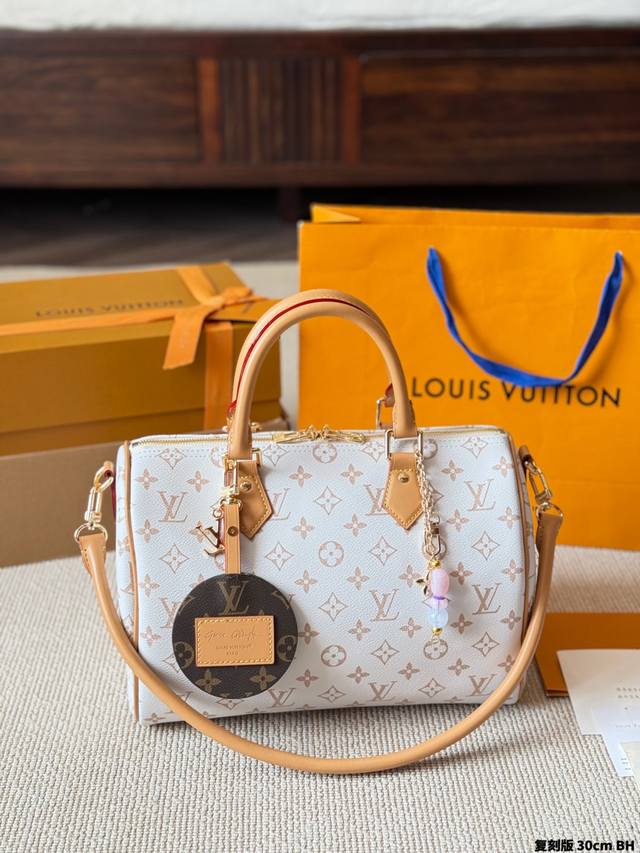 Reissued Lv Speedy Soft 30 Dune Handbag. This Tlv Speedy Soft 30 Dune handbag fe