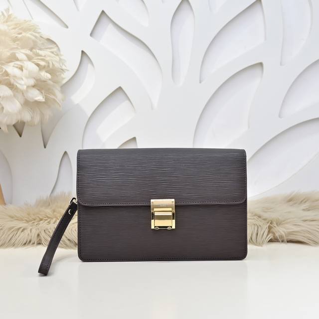 Lv - Latest men's clutch bag made of imported calfskin, the leather is soft and