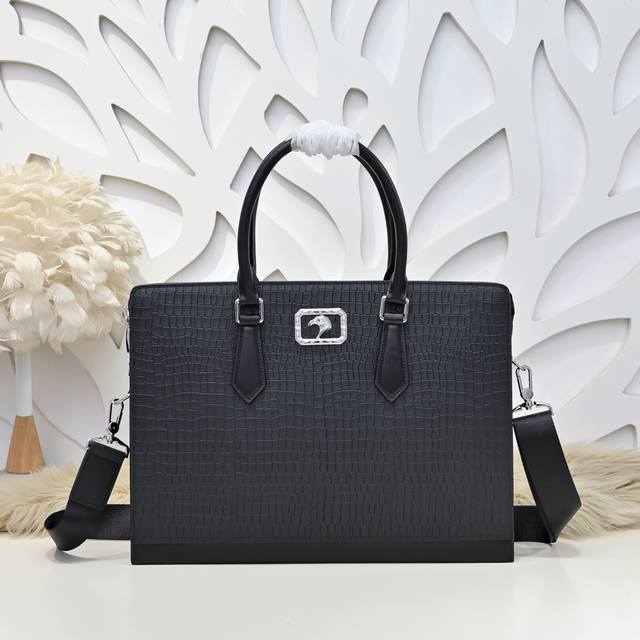 Stefano Ricci - Latest men's briefcase from the Stefano boutique, made of import