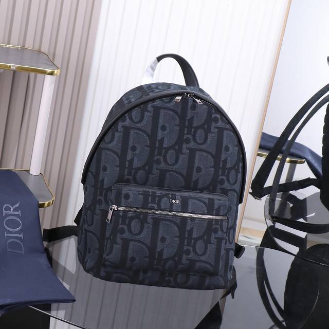 The highest version on the market, welcome to compare. Rider Maxi Dior Oblique :