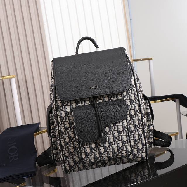 The highest version on the market, welcome to compare Ddd. Click to long press t