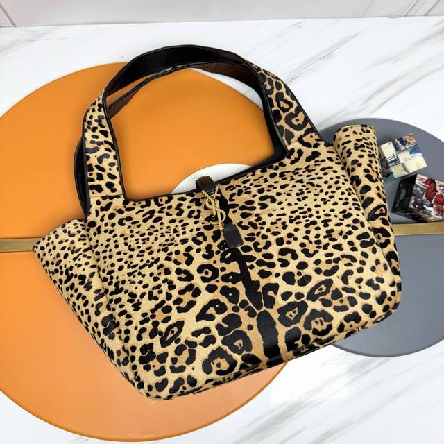 Original Leather Leopard Print_ Bea_New Shopping Hobo Bag Many girls want to buy