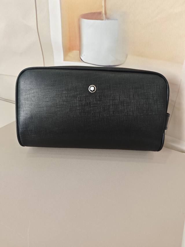 Top-tier boutique item, the latest 2025 Montblanc clutch bag, a hot seller, is n