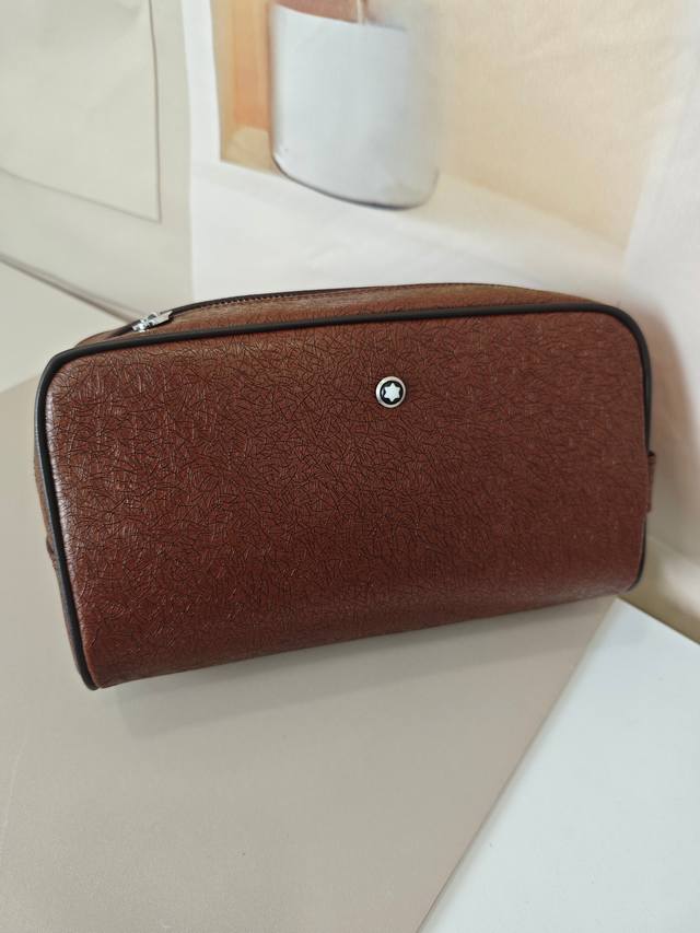 Top-tier boutique item, the latest 2025 Montblanc clutch bag, a hot seller, is n