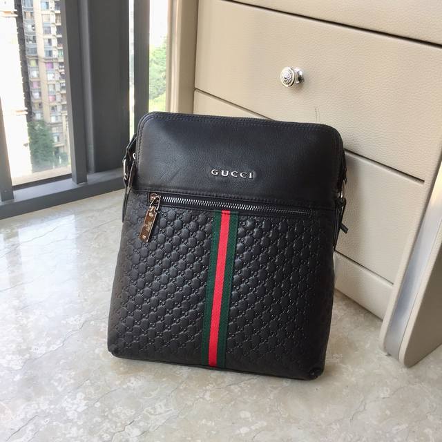 New Gucci 1177# Men's Premium Briefcase/Handbag/Crossbody Bag - Hot Selling Item