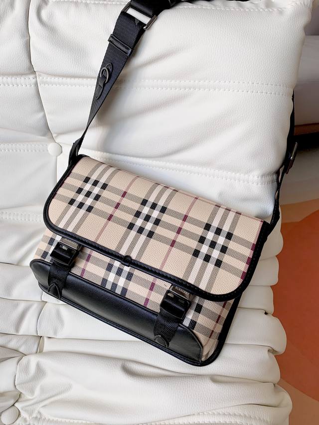 Burberry boutique best-selling men's bag, original quality, original top-grain N