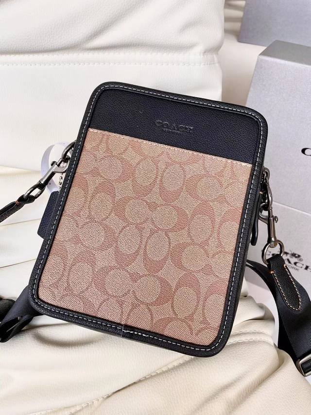 Original quality with full boutique packaging, classic new Coach Track men's sho