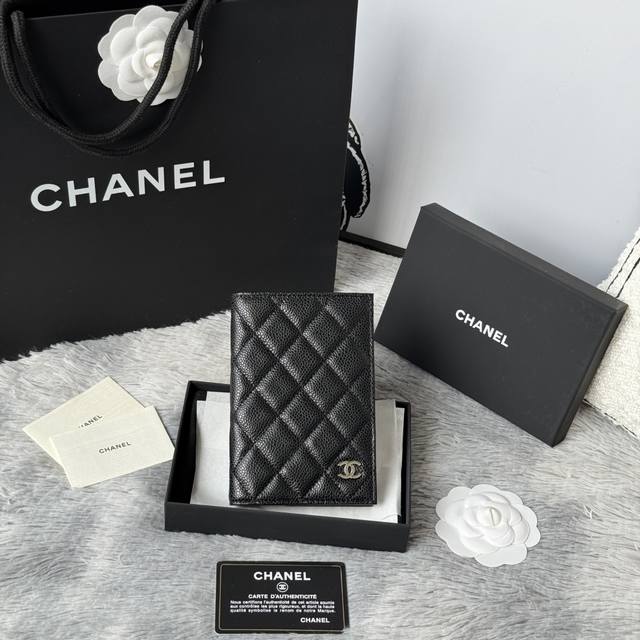 Top-quality original Chanel classic passport holder. A must-have for travelers!