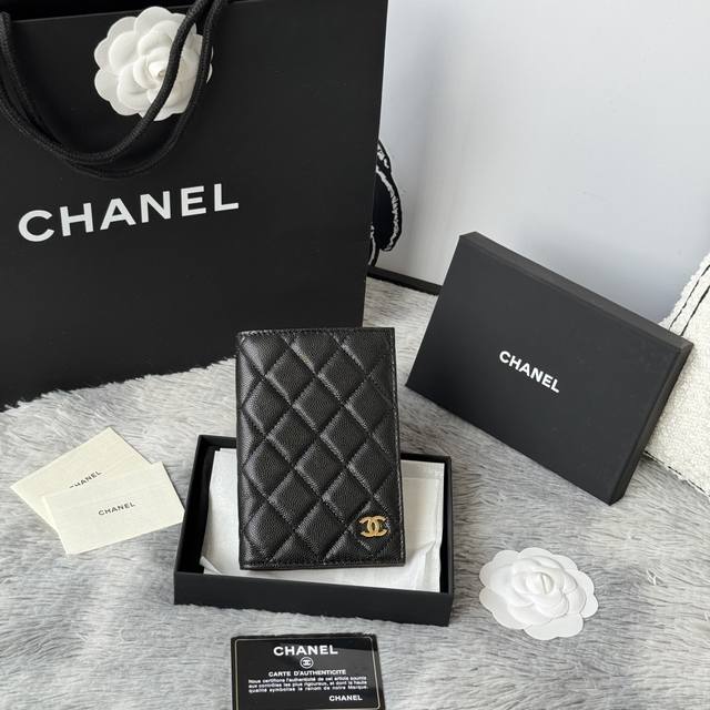 Top-quality original Chanel classic passport holder. A must-have for travelers!