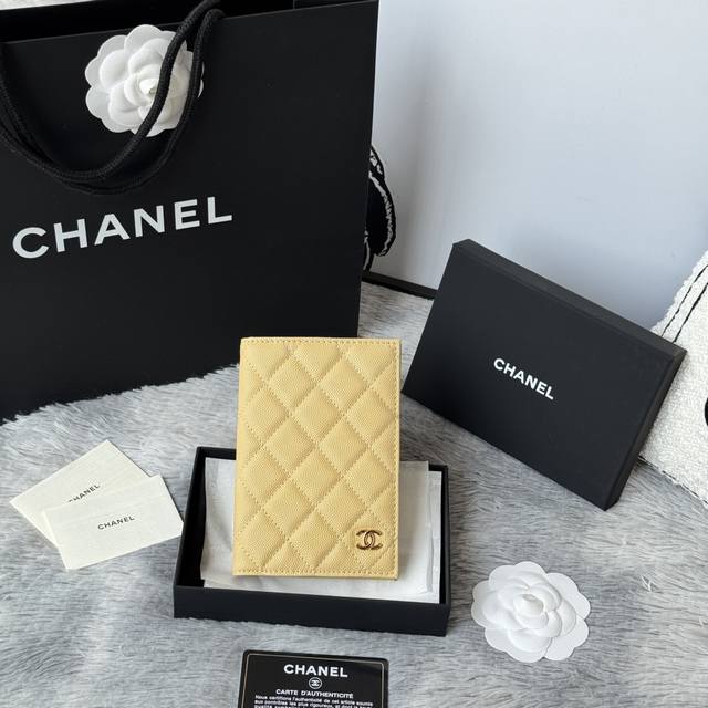 Top-quality original Chanel classic passport holder. A must-have for travelers!