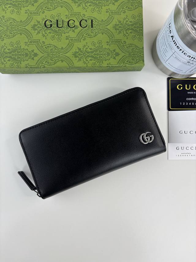 Guccl, same as in boutiques, real product photos! Full zip wallet with striking