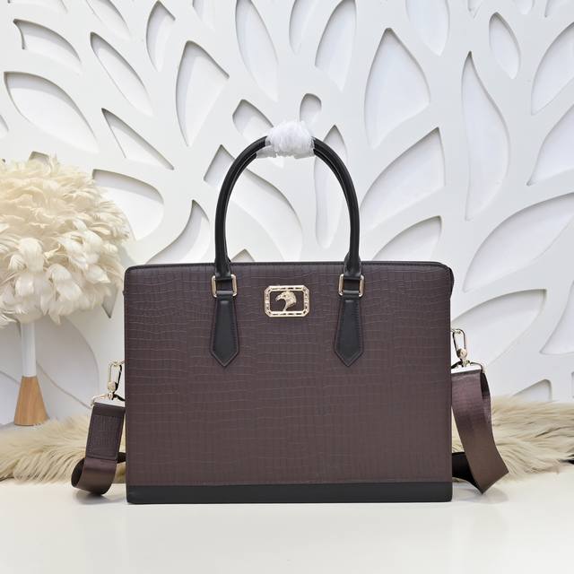 Stefano Ricci - Latest men's briefcase from the Stefano boutique, made of import