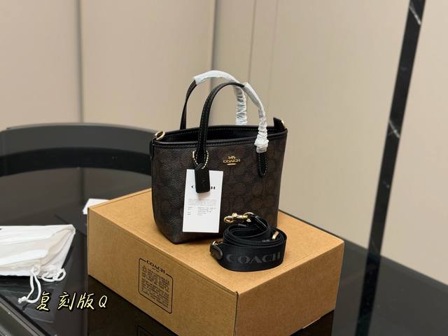 Comes with a box. Size: 15.5*15.5cm, top width 20cm. Coach Mini Tote Shopping Ba