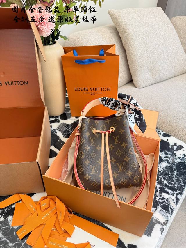 LV Neonoe BB Mini Bucket Bag. This LV Neonoe BB mini bucket bag features classic