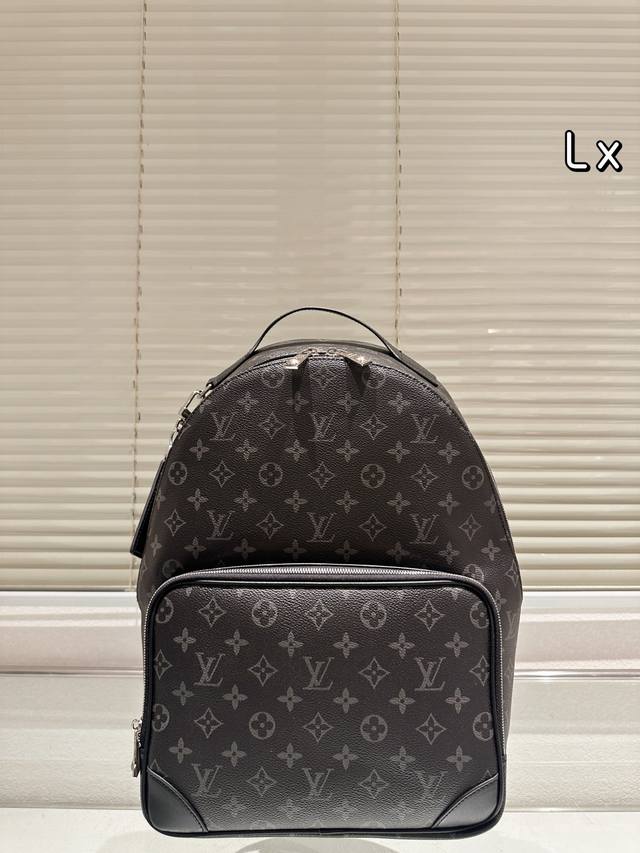 Original Single Item with Charm Louis Vuitton | Monogatta Backpack Hey everyone,