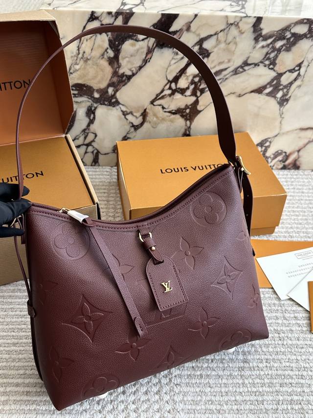 Box included. Size: 29*22cm. Small size. Louis Vuitton Carryall in elephant grey
