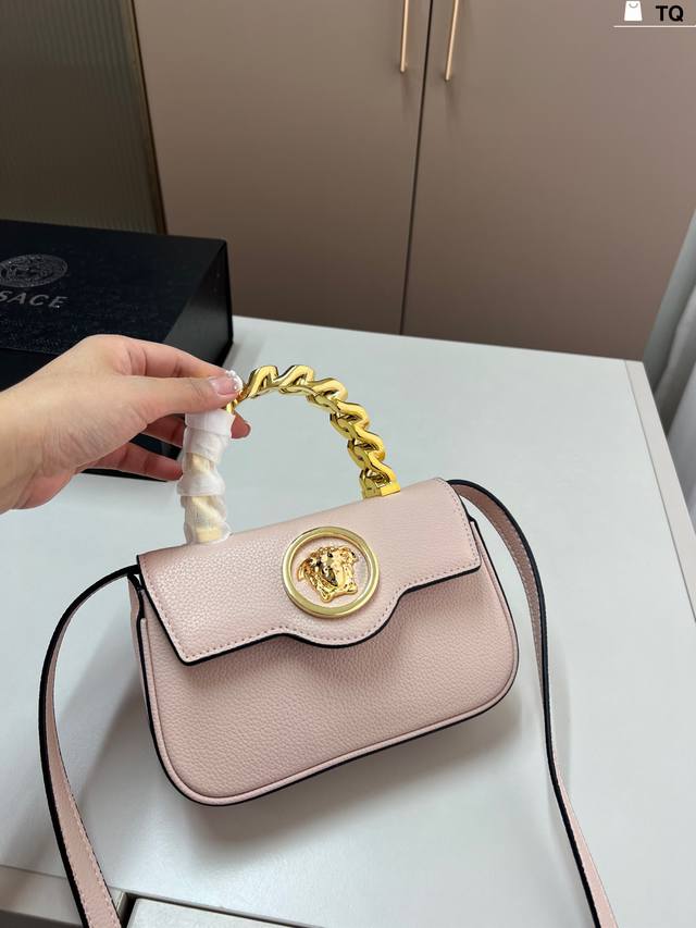 Versace handbag/shoulder bag Ddd