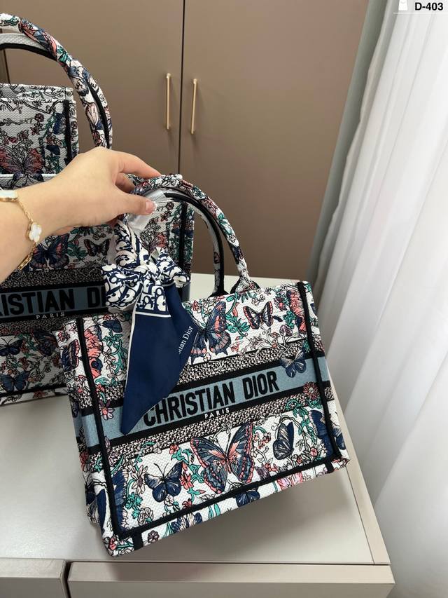 26cm with scarf. Dior Dior Tote bag. Super large capacity and durable. Guarantee