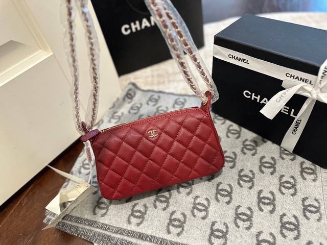 Foldable gift box packaging Size: 22