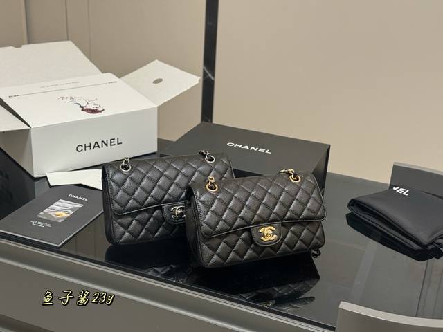 Comes with full packaging. Size: 23cm. Chanel CF. We always put a lot of effort