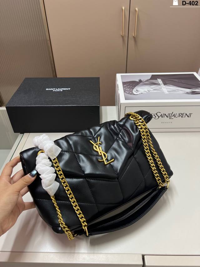 YSL Saint Laurent Cloud Bag Stunning appearance, don't hesitate A must-have, so