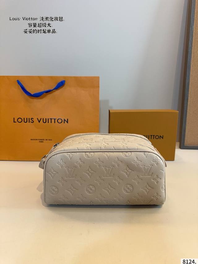 Lv 2025 New Christopher New Colorway Toiletry Bag/Messenger Bag Extra Large Capa