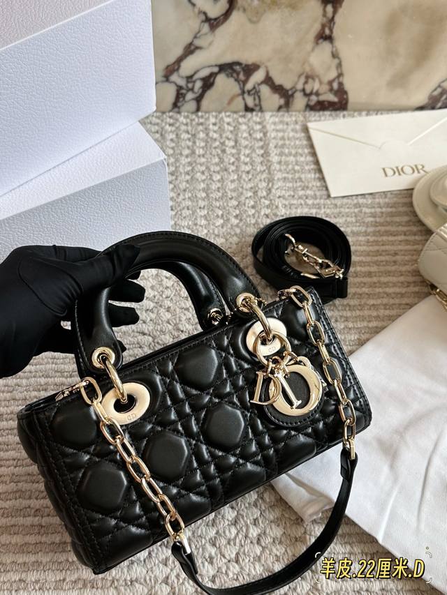 Lambskin version, Dior Lady, full packaging. The new Dior D-Joy is back with a b
