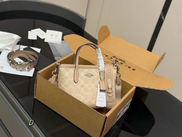 Comes with a box. Size: 15.5*15.5cm, top width 20cm. Coach Mini Tote Shopping Ba