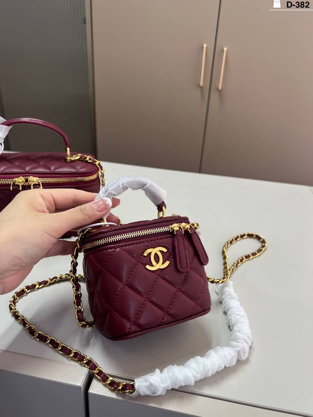 Small Chanel box bag, Chanel lipstick bag, super versatile small box, D-382 size