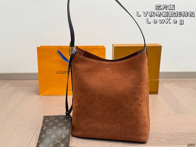 Chip-based Lv Autumn/Winter New Low Key Ddd. A new darling of the fashion world,