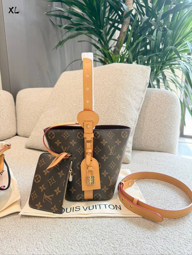 Double 11 Special Offer! 2025 Dark Horse | LV New All-In Bag Ddd. Besides the cl