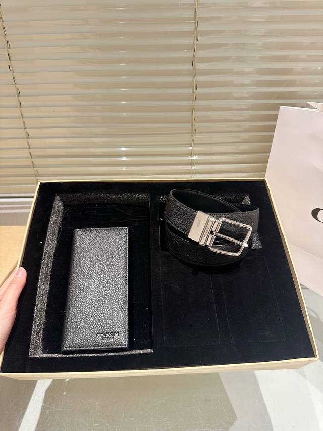 Original wallet and belt with gift box, high-quality replica! Coach leather belt