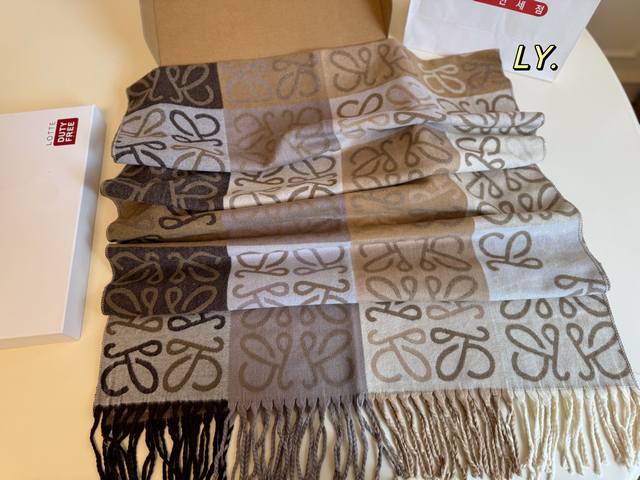 Comes with box Size: 190