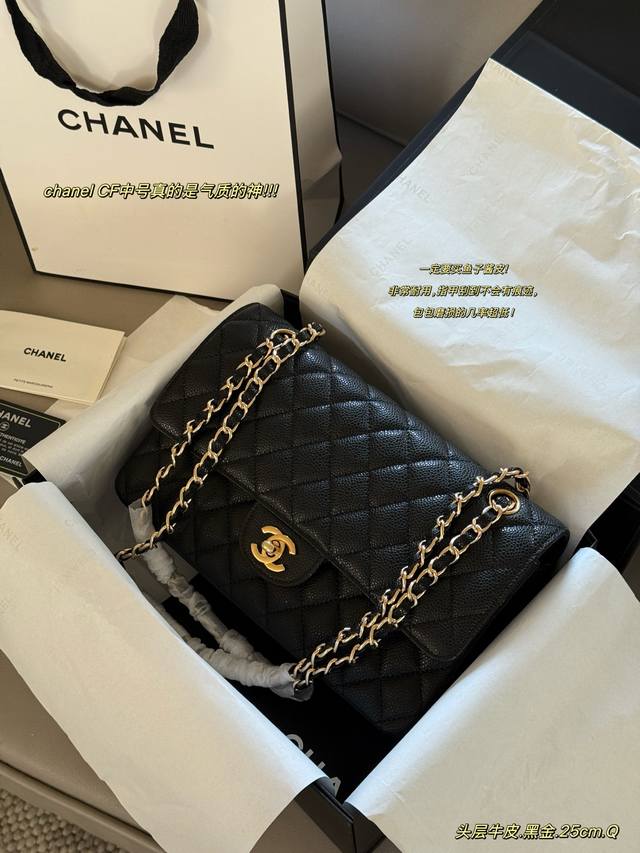 Comes with a box, made of cowhide leather. Size: 25*16cm. We always put a lot of