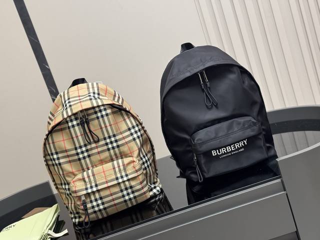Lightweight and spacious without box. Size: 30*40cm. Burberry backpack. Inspired