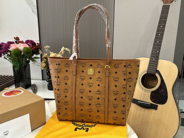 Large size, no box. Size: 32.31cm. Mcm new shopping bag, upgraded zippered Shopp