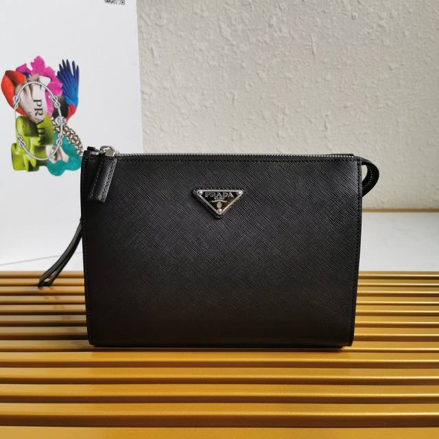 Top-quality original classic men's clutch bag 2Ne009 has arrived! Made of impor