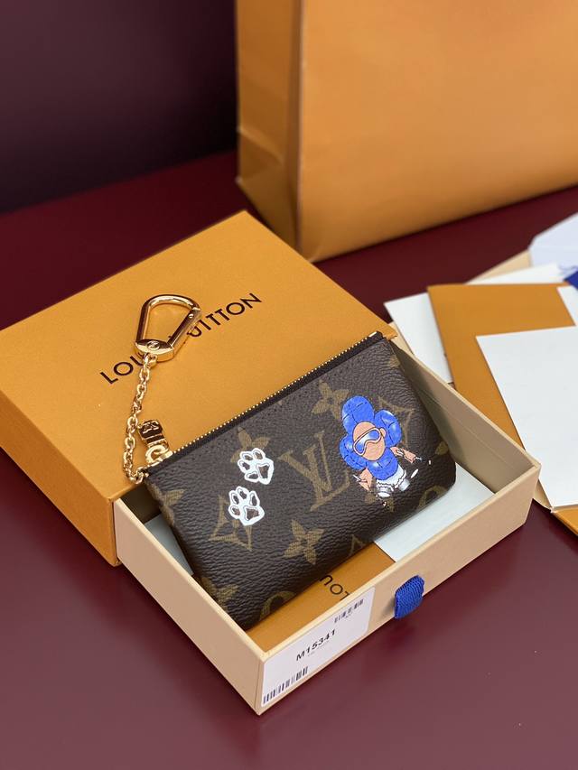 Factory Price p M15341 Christmas Edition! This high-quality Vivienne Wintery Tr