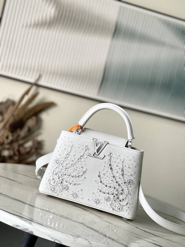 Factory Price p Premium Original Leather M25934 White Small As part of the "Ext