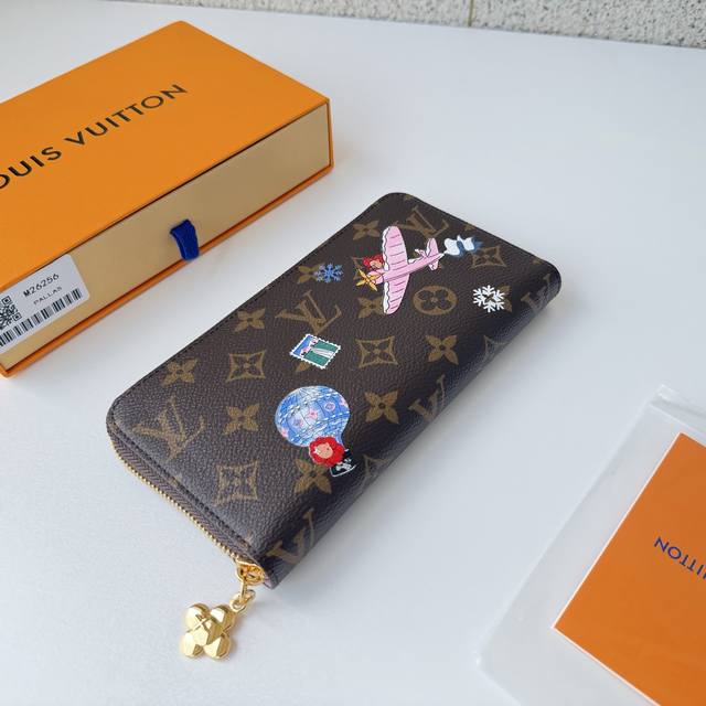 Authentic Grade Top-Tier Original M26256 Zipper As part of the "Vivienne Winter