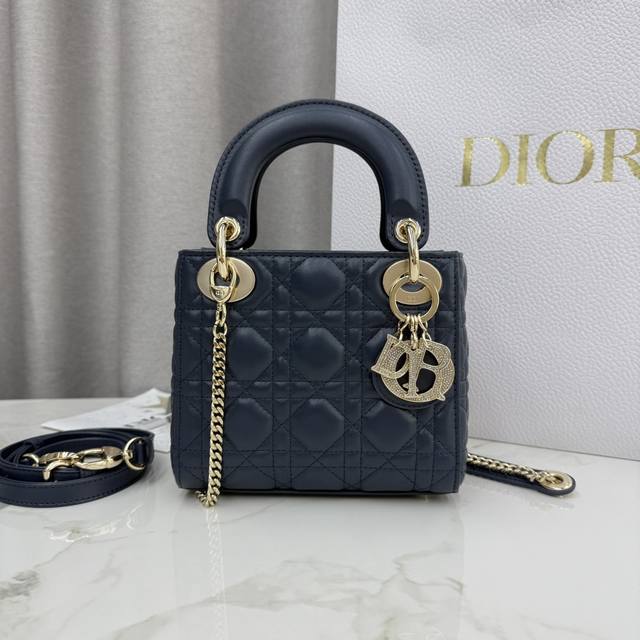 Top-quality original single-compartment Lady Dior bag in midnight blue lambskin