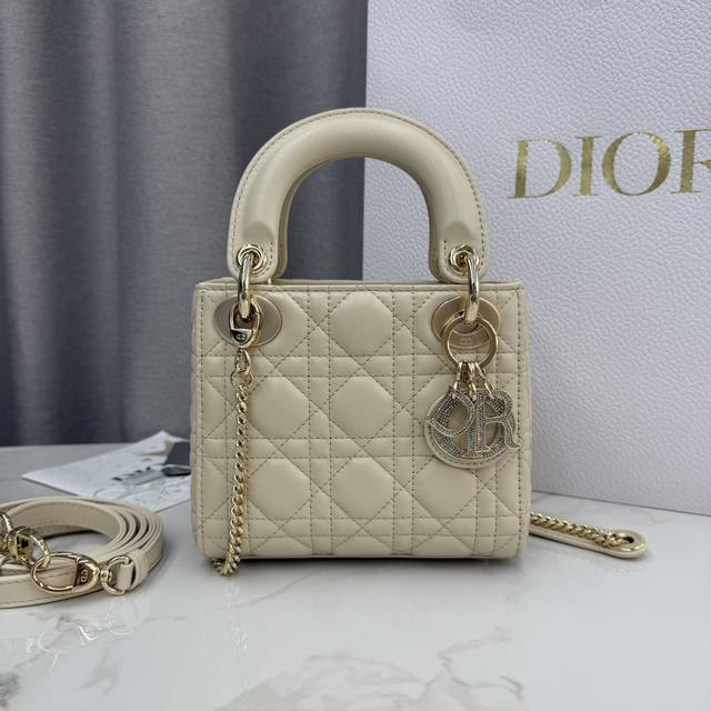 Top-quality original single-compartment ivory white lambskin diamond buckle Lady