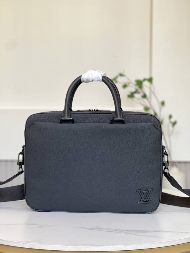 Double 11 Special Price 23778 Brand New, No Returns or Exchanges 39 X 29 X 6 cm